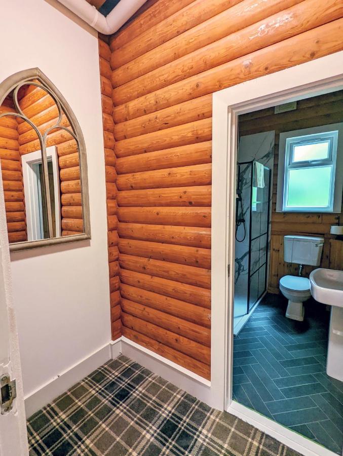 Lodge Kaoglen Squirrel Drey-hot Tub-pet Friendly-perth Balnald