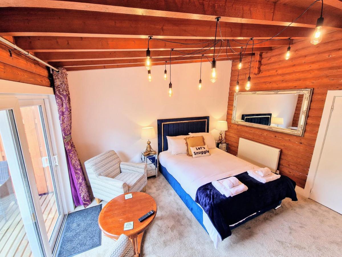 Kaoglen Squirrel Drey-hot Tub-pet Friendly-perth Lodge *